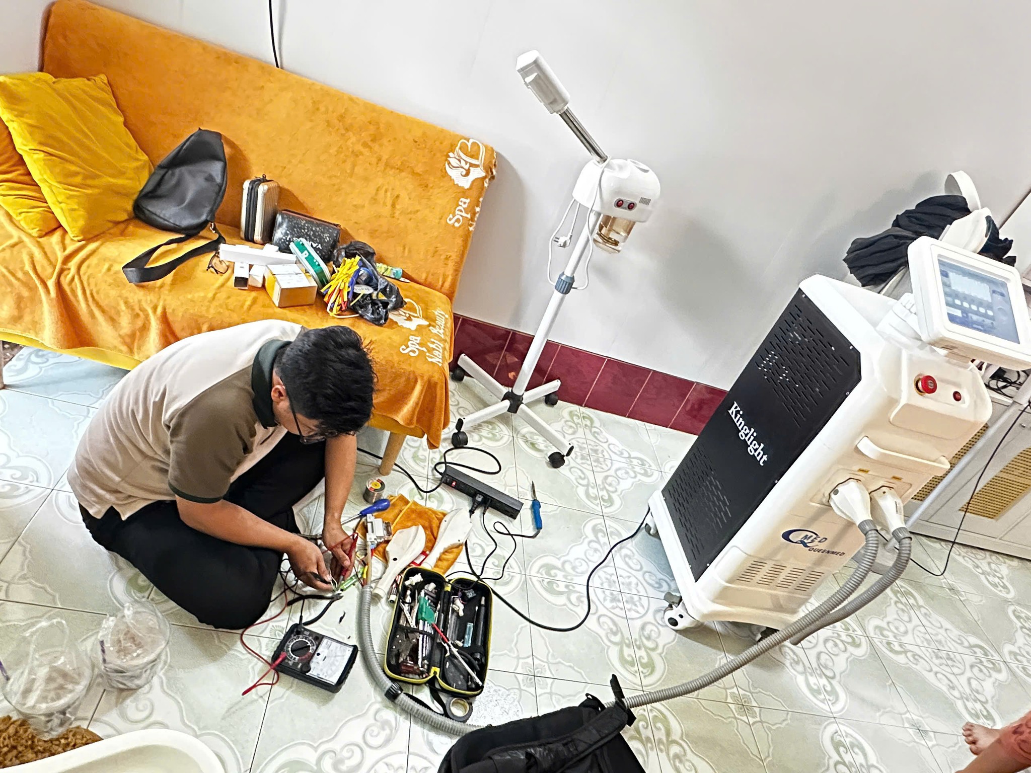 sua-may-xoa-xam-laser-tai-da-nang